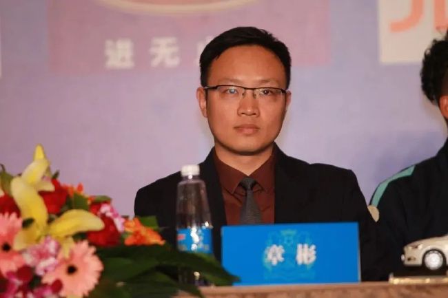 看美国黄色片