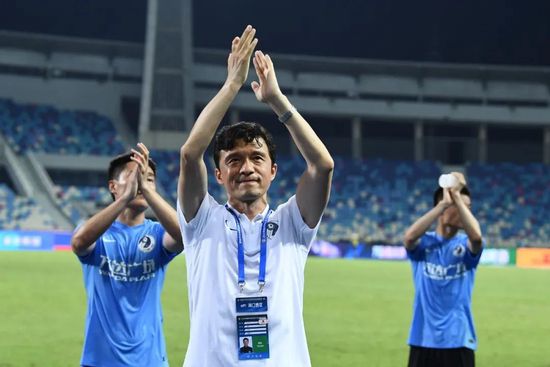 深夜顶弄裸睡小丹第一部