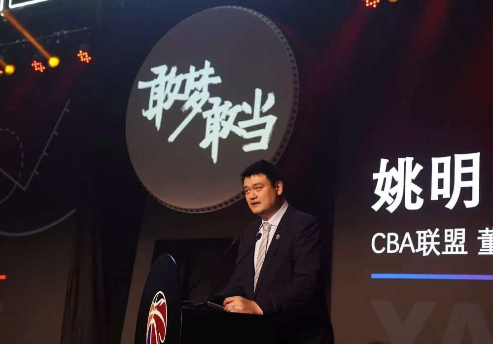 亚洲a人